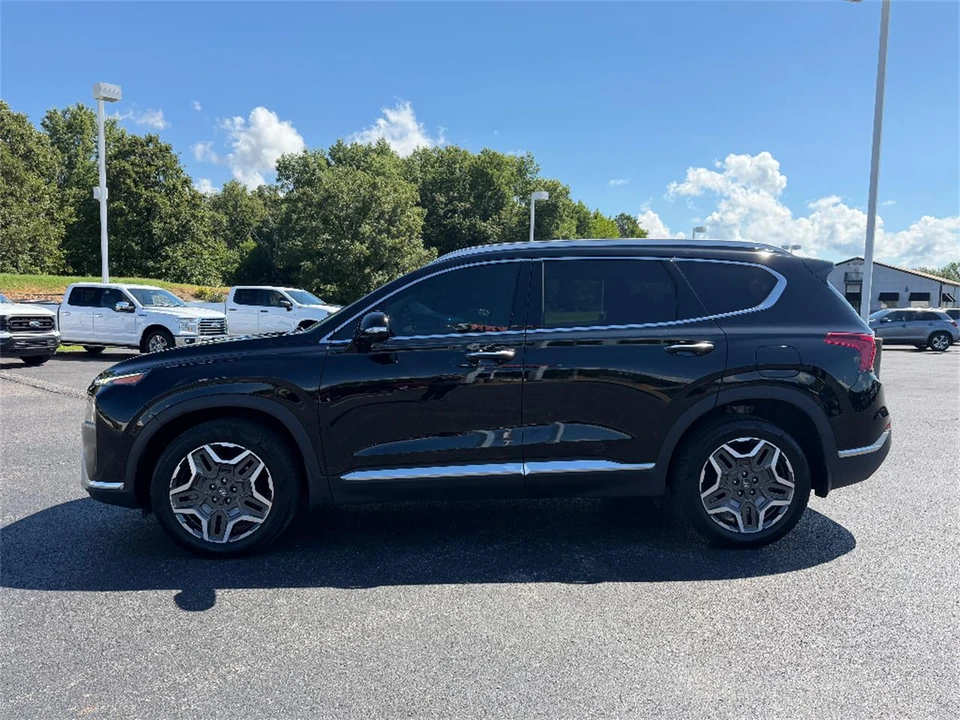 2022 Hyundai Santa Fe - Image 4 of 31