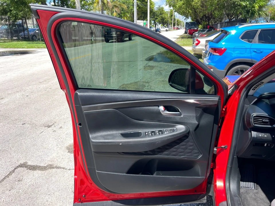 2022 Hyundai Santa Fe - Image 12 of 21