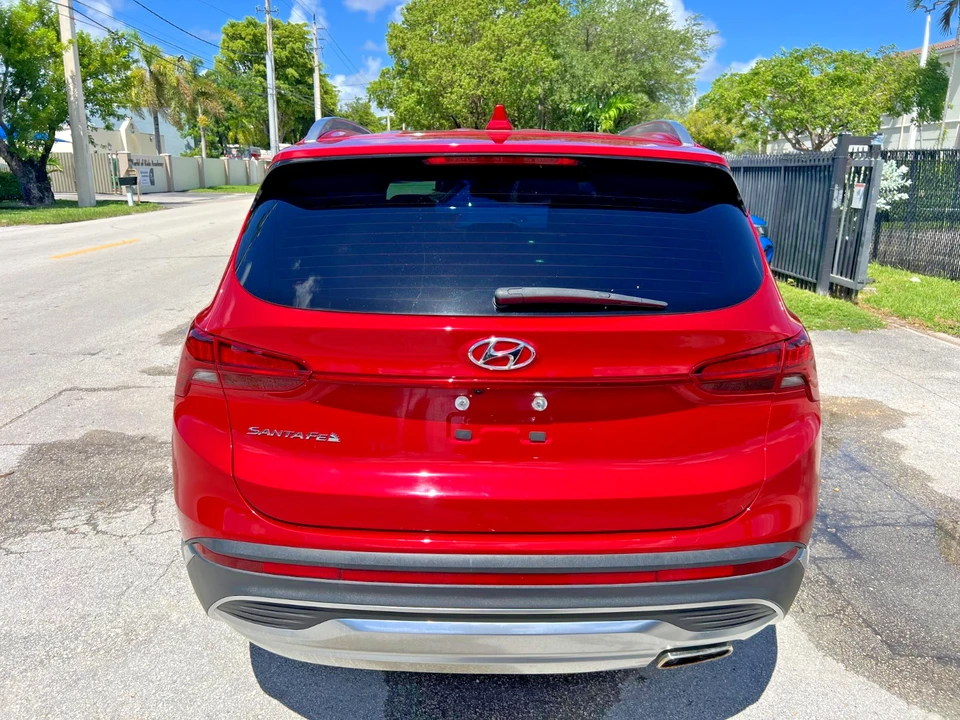 2022 Hyundai Santa Fe - Image 7 of 21
