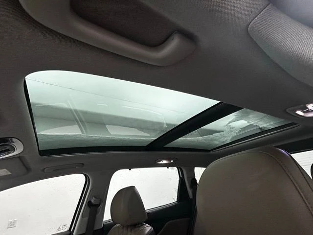 2022 Hyundai Santa Fe - Image 10 of 12