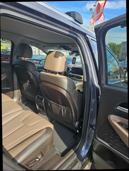 2022 Hyundai Santa Fe - Image 10 of 12