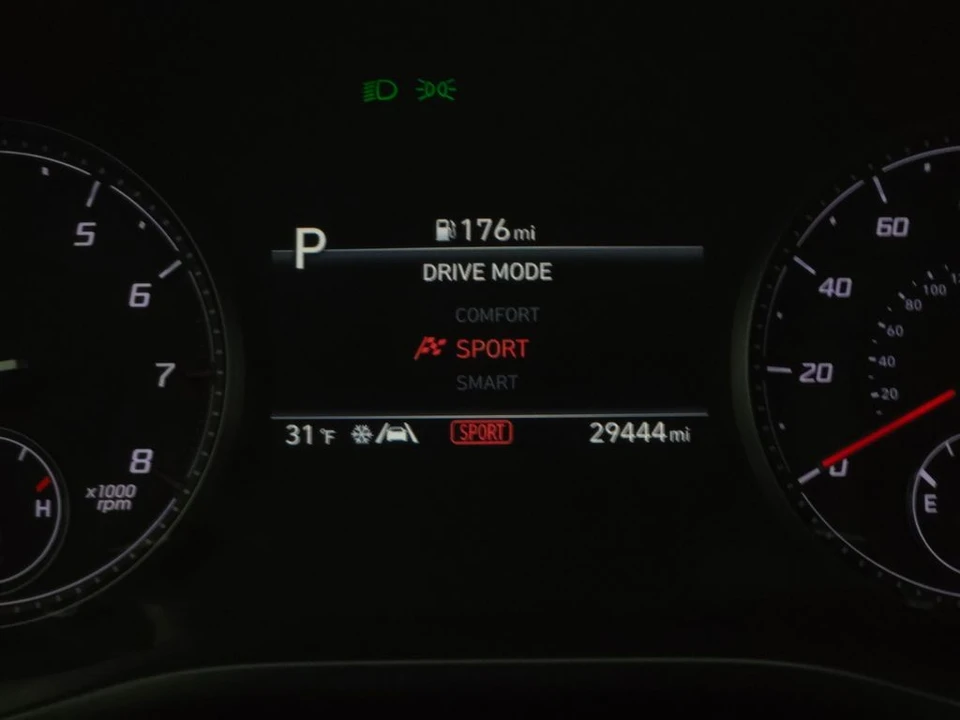 2022 Hyundai Santa Fe - Image 5 of 12