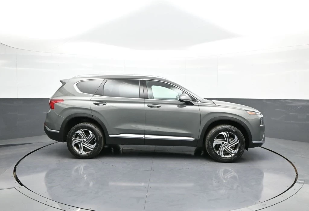 2022 Hyundai Santa Fe - Image 5 of 12