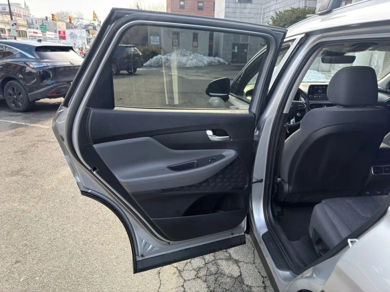 2022 Hyundai Santa Fe - Image 12 of 12