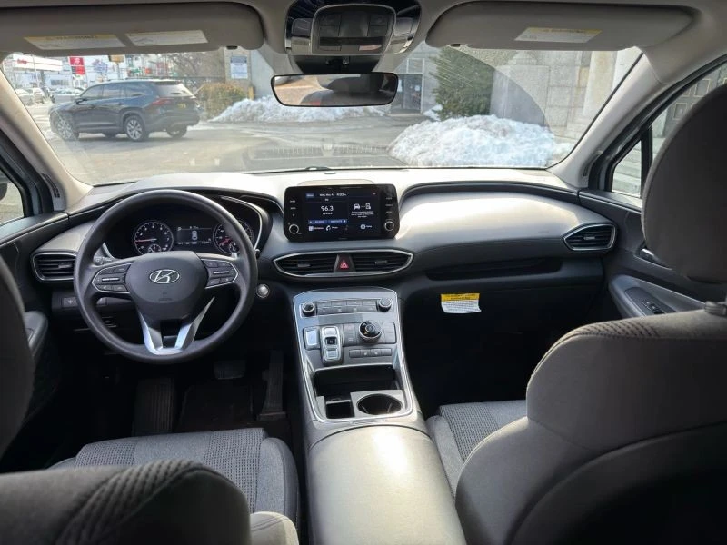 2022 Hyundai Santa Fe - Image 10 of 12
