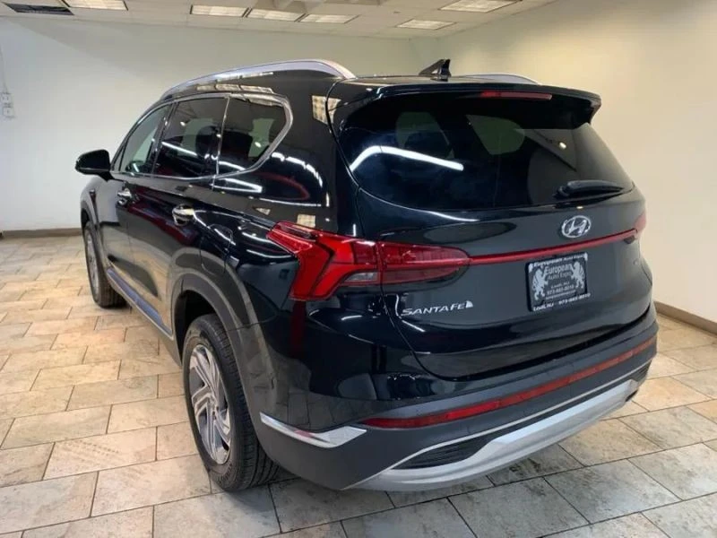 2022 Hyundai Santa Fe - Image 7 of 12