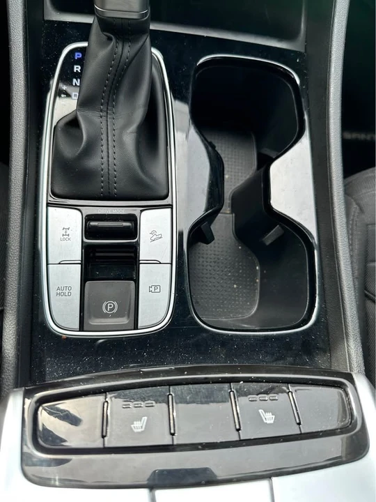 2022 Hyundai Santa Fe - Image 12 of 12