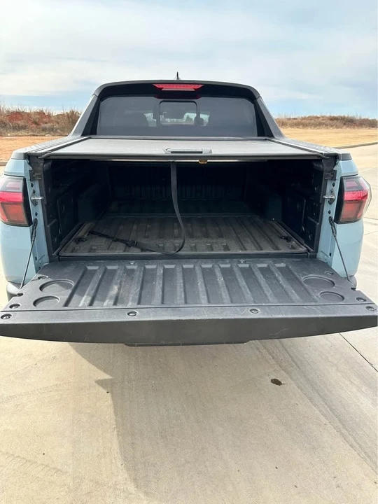 2022 Hyundai Santa Fe - Image 6 of 12
