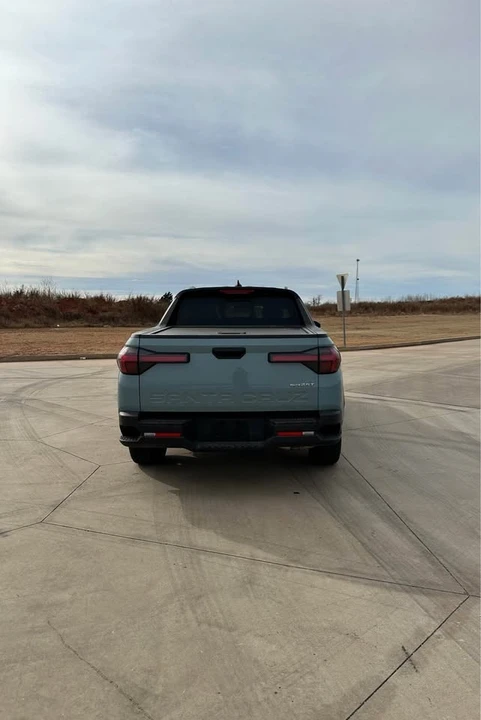 2022 Hyundai Santa Fe - Image 4 of 12