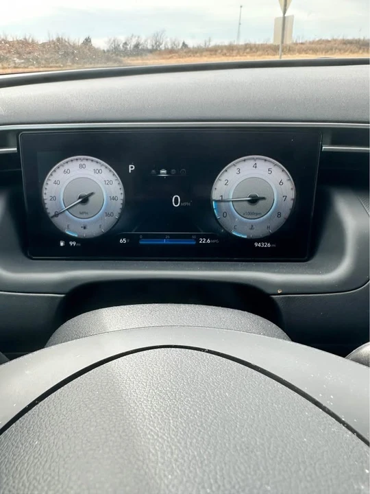 2022 Hyundai Santa Fe - Image 10 of 12