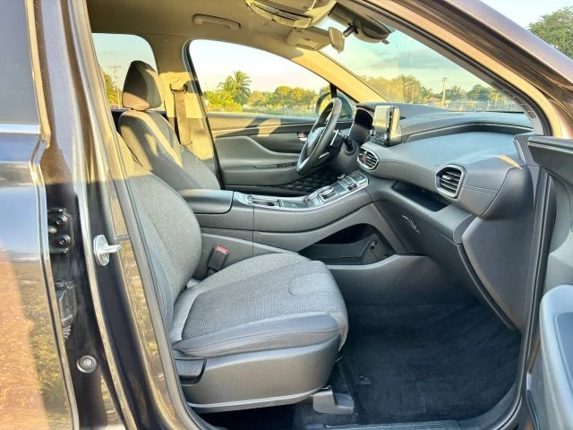 2022 Hyundai Santa Fe - Image 9 of 21