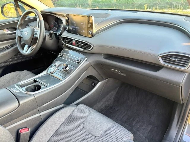 2022 Hyundai Santa Fe - Image 10 of 21