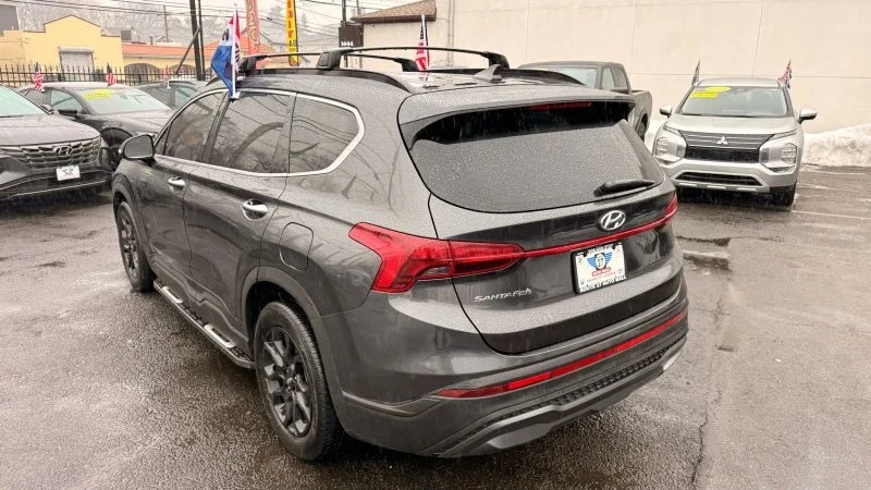 2022 Hyundai Santa Fe - Image 5 of 12