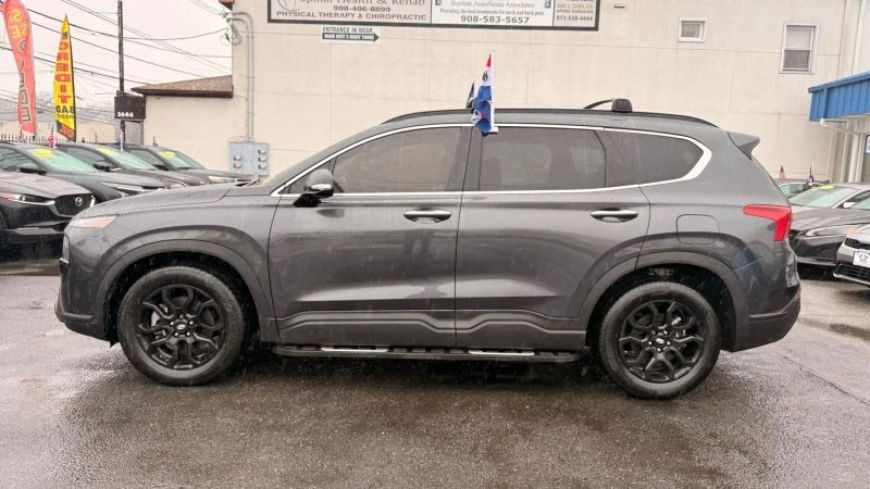 2022 Hyundai Santa Fe - Image 10 of 12