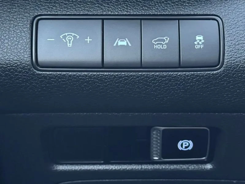 2022 Hyundai Santa Fe - Image 8 of 12