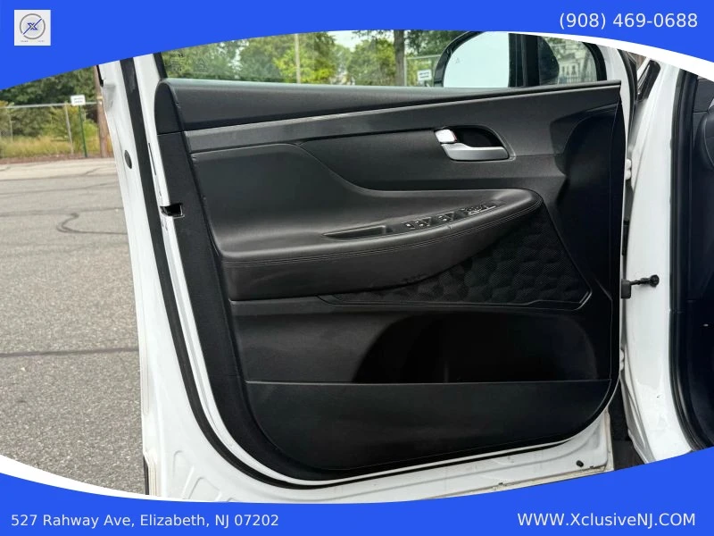2022 Hyundai Santa Fe - Image 7 of 12