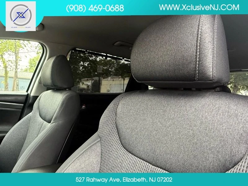 2022 Hyundai Santa Fe - Image 10 of 12