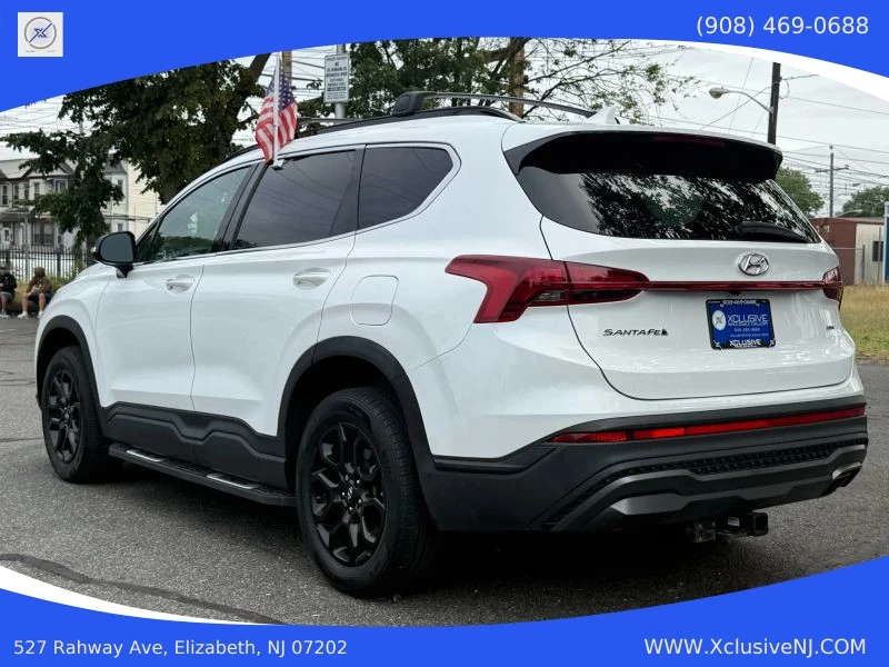 2022 Hyundai Santa Fe - Image 2 of 12