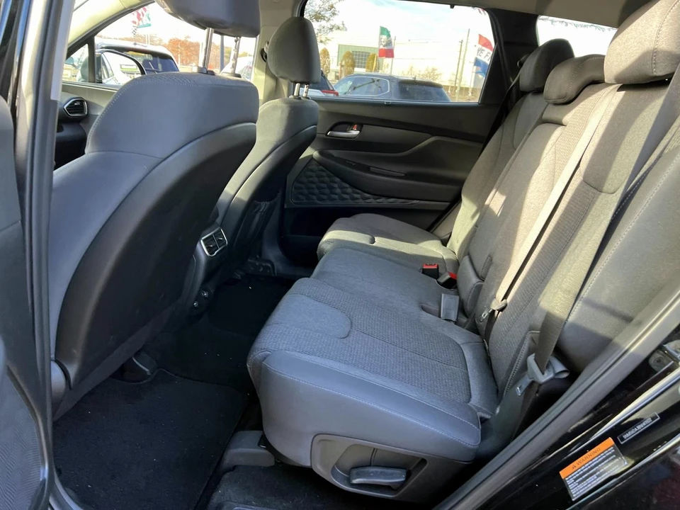 2022 Hyundai Santa Fe - Image 11 of 21