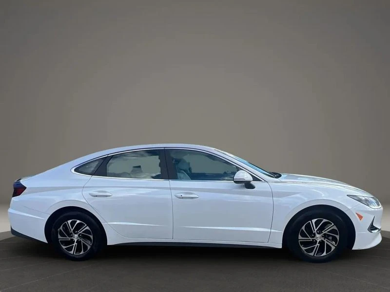 2022 Hyundai Sonata - Image 4 of 12