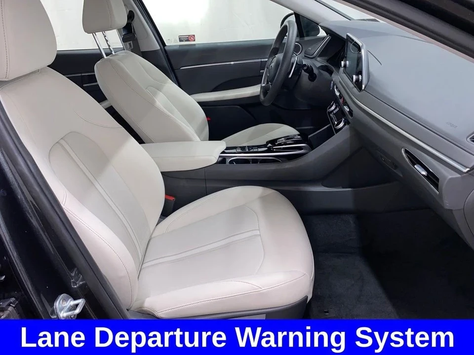 2022 Hyundai Sonata - Image 11 of 12