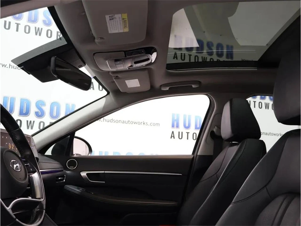 2022 Hyundai Sonata - Image 23 of 31