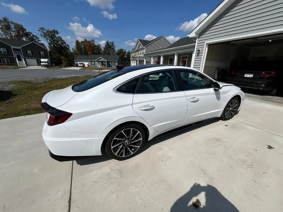 2022 Hyundai Sonata - Image 10 of 21