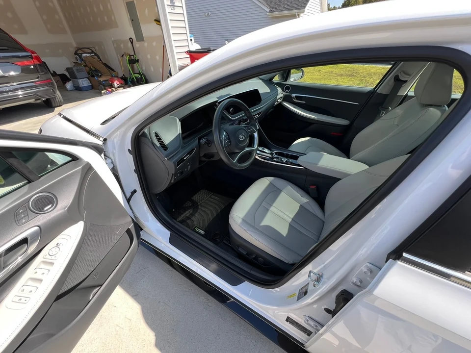 2022 Hyundai Sonata - Image 17 of 21