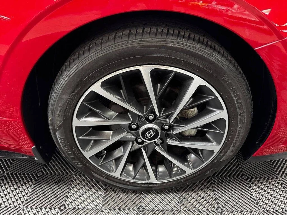 2022 Hyundai Sonata - Image 18 of 21