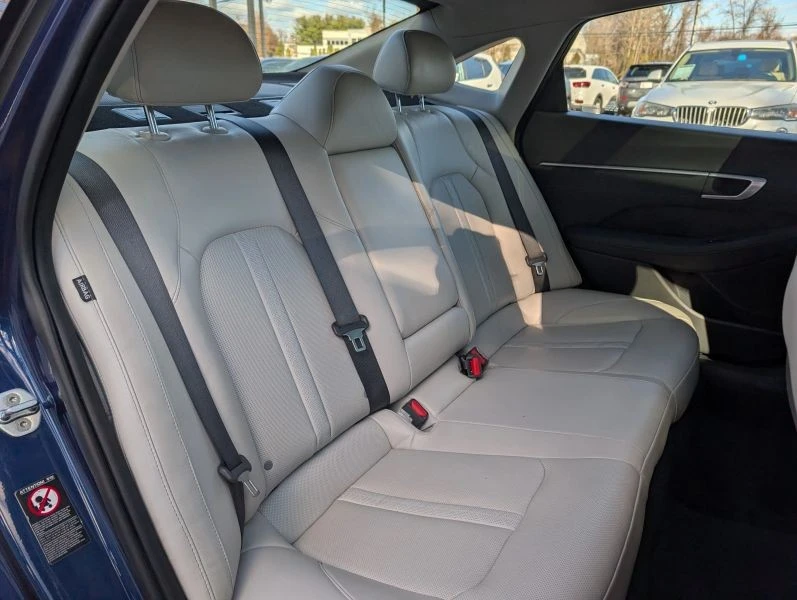 2022 Hyundai Sonata - Image 11 of 12