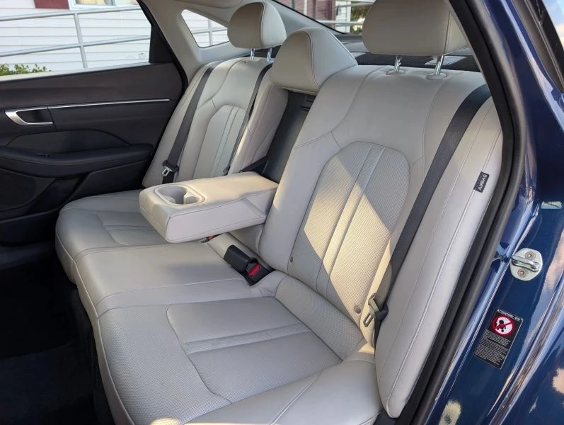2022 Hyundai Sonata - Image 10 of 12