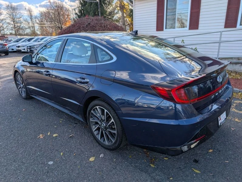 2022 Hyundai Sonata - Image 2 of 12