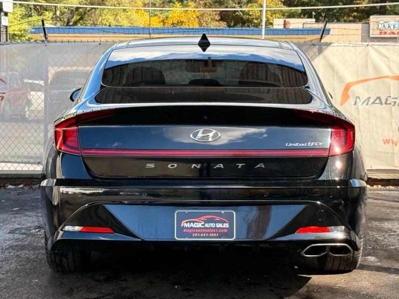 2022 Hyundai Sonata - Image 10 of 12