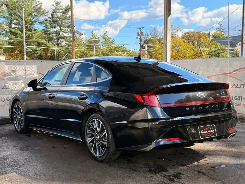 2022 Hyundai Sonata - Image 11 of 12