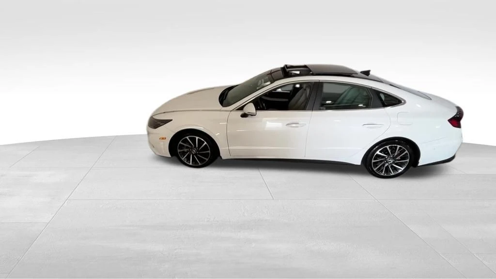 2022 Hyundai Sonata - Image 2 of 12