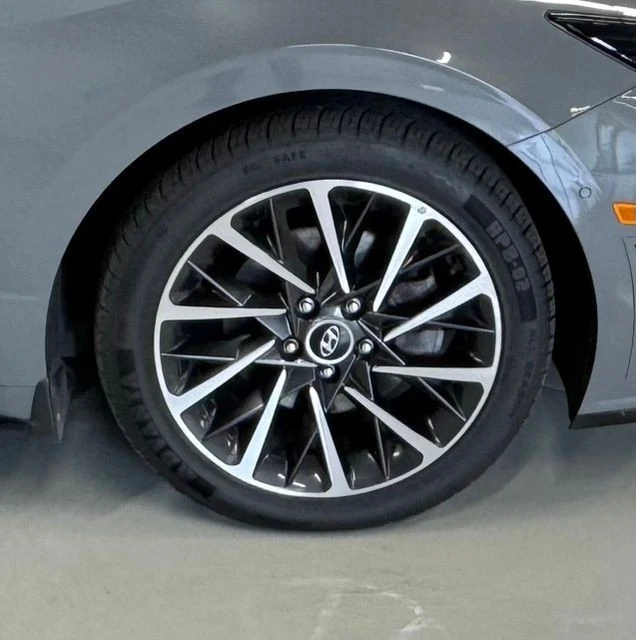 2022 Hyundai Sonata - Image 24 of 27