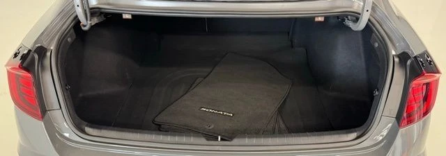 2022 Hyundai Sonata - Image 10 of 27