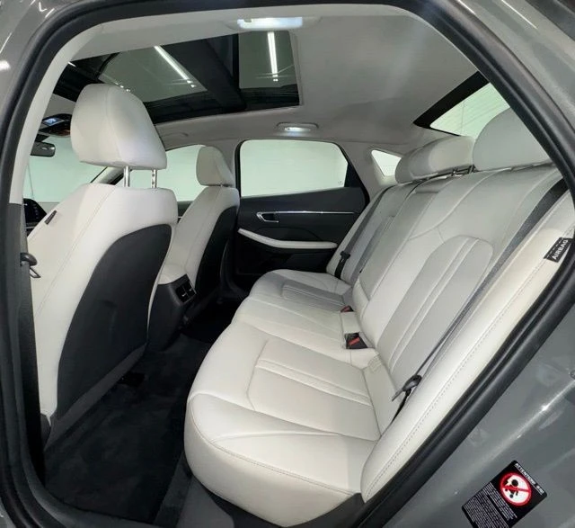 2022 Hyundai Sonata - Image 11 of 27