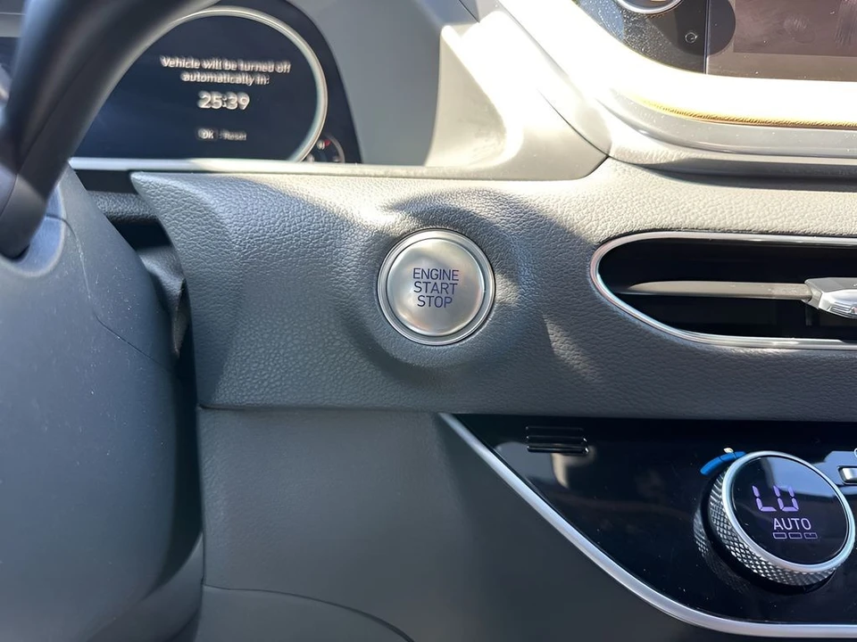 2022 Hyundai Sonata - Image 19 of 21