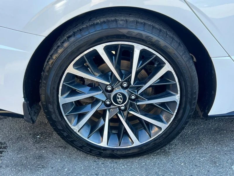 2022 Hyundai Sonata - Image 10 of 12