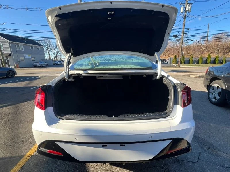 2022 Hyundai Sonata - Image 9 of 12