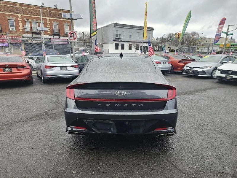 2022 Hyundai Sonata - Image 7 of 12