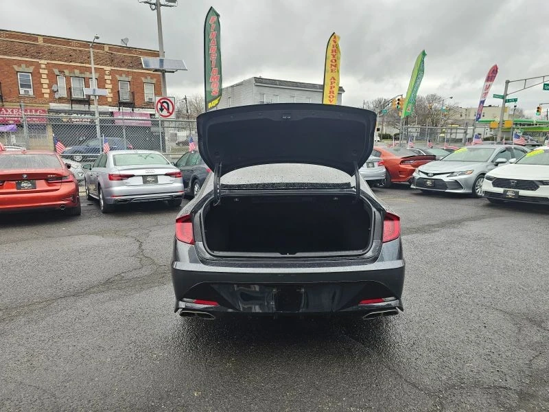 2022 Hyundai Sonata - Image 8 of 12