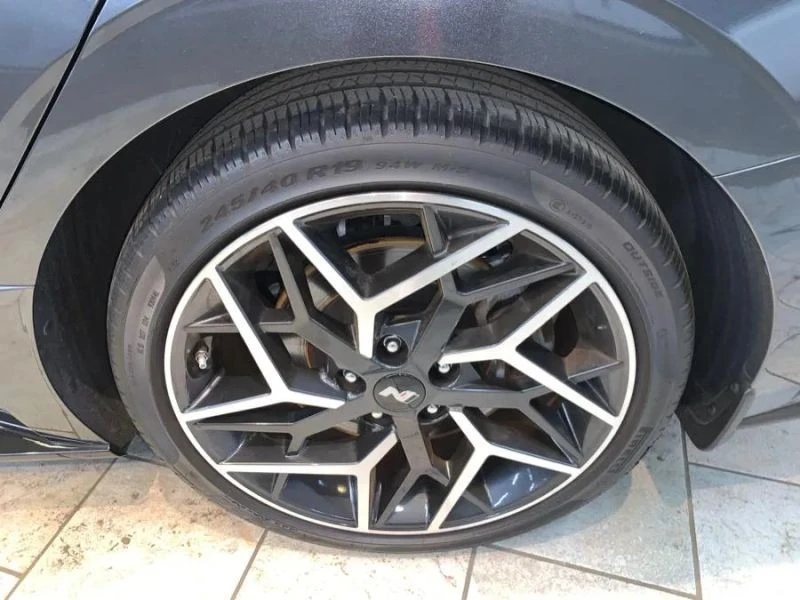 2022 Hyundai Sonata - Image 11 of 12