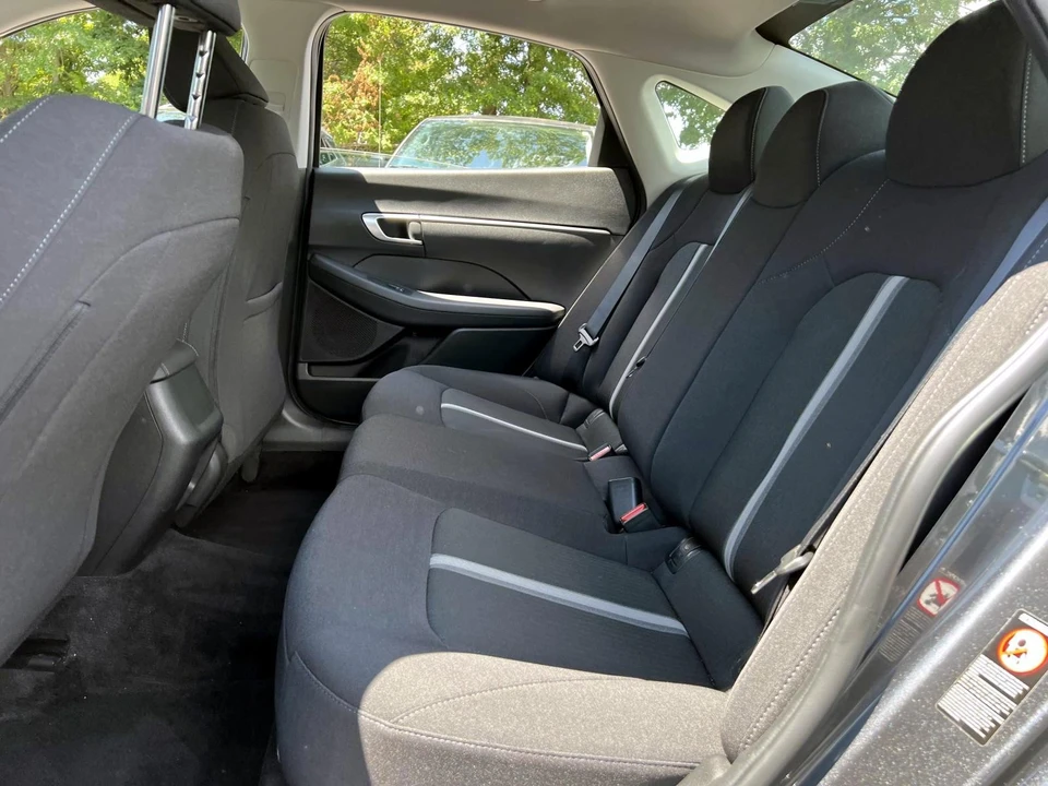 2022 Hyundai Sonata - Image 9 of 21