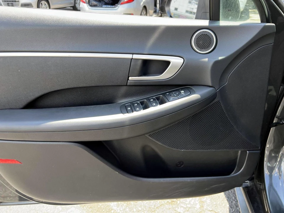 2022 Hyundai Sonata - Image 11 of 21