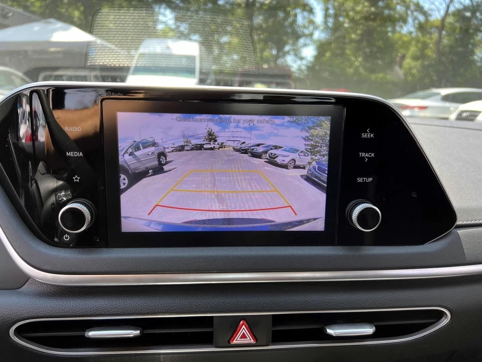 2022 Hyundai Sonata - Image 18 of 21