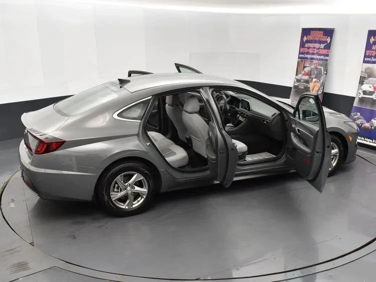 2022 Hyundai Sonata - Image 6 of 12