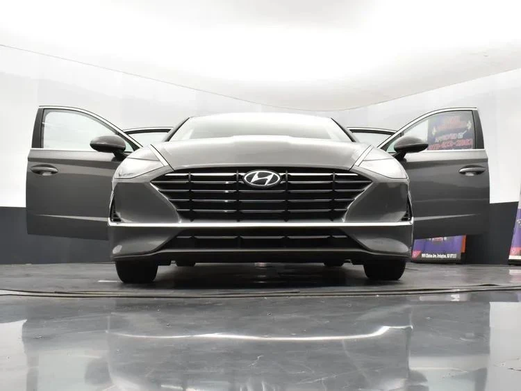 2022 Hyundai Sonata - Image 11 of 12