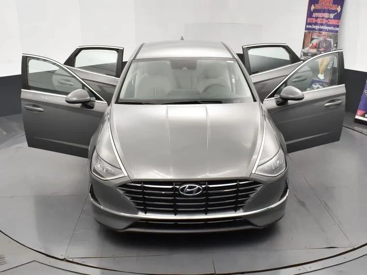2022 Hyundai Sonata - Image 10 of 12